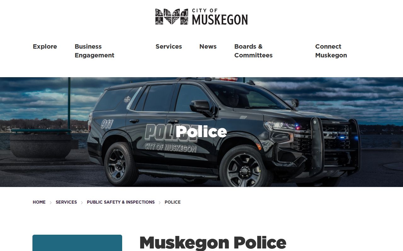 Muskegon County warrant records page showing the Muskegon Police Department contact block